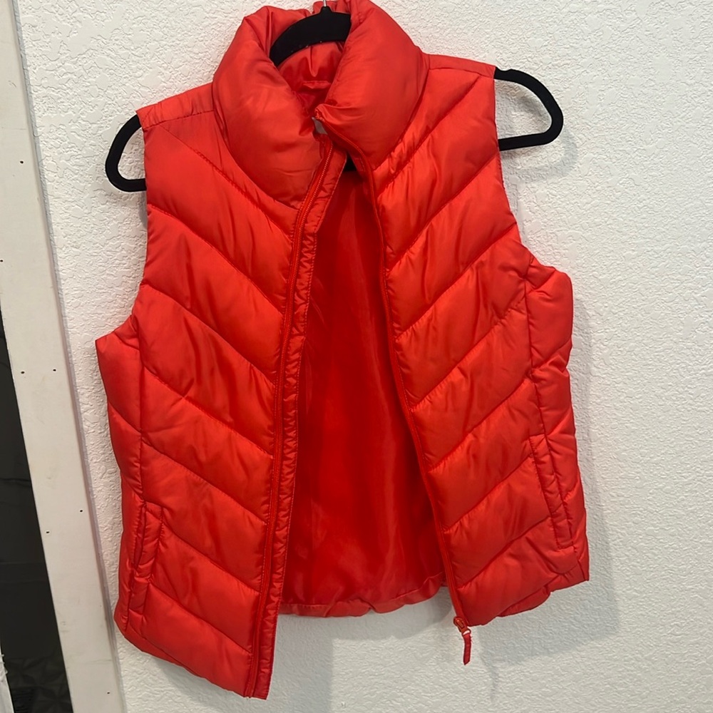 Red puffer vest